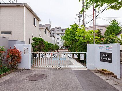 草加市立両新田中学校 1210m(徒歩16分)