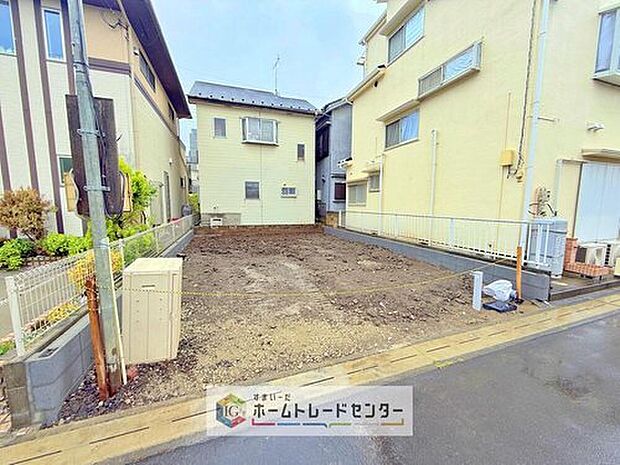 【現地写真】休日にご家族揃ってご見学はいかがでしょうか♪実際の現地を見てみると図面などではわからない、新たな発見もありますのでまずはお気軽にお問い合わせください！
