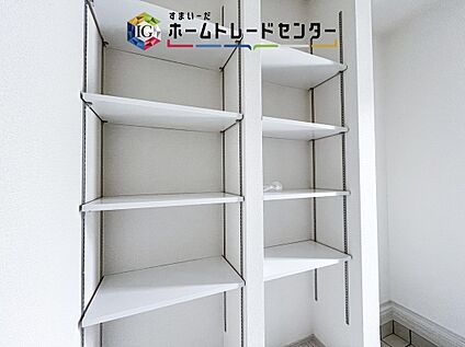 【シューズインクローク】