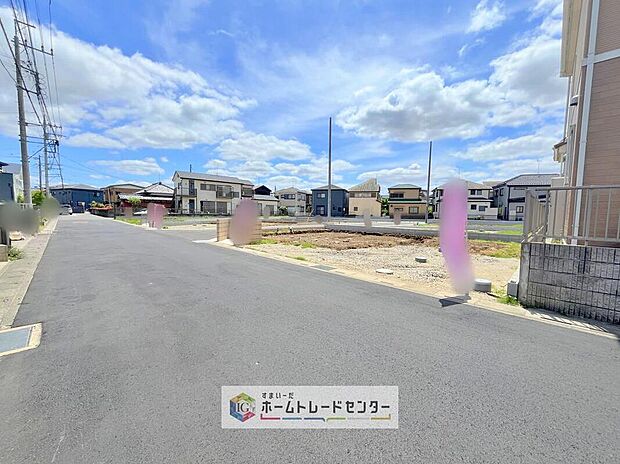 【前面道路含む現地写真】土日のご予約はもちろん、平日やお仕事のお時間に合わせてのご案内も実施しています。まずはお客様のご都合をお伺いさせて頂き、それに合う形で物件のご紹介をさせていただきます。お気軽にお問い合わせください。