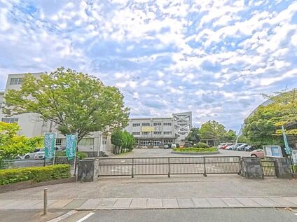 杉戸町立西小学校 1200ｍ(徒歩15分)