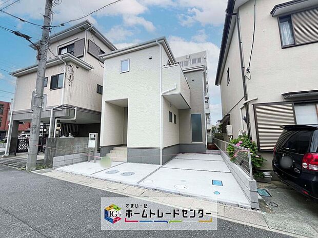【現地外観写真】資料請求やご見学は即日対応可能♪陽当りや通風など住みやすさの工夫が満載。資料に載っていない街並みや周辺環境は、ぜひ現地で実際にお確かめください。