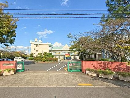 松伏町立松伏小学校 1000ｍ(徒歩13分)