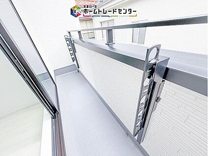 【バルコニー竿受け】