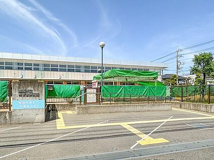 草加市立あずま保育園 192ｍ(徒歩3分)