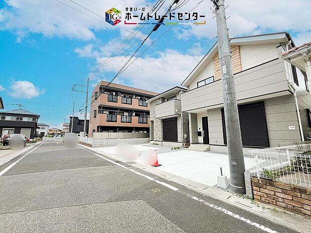 【前面道路含む現地写真】土日のご予約はもちろん、平日やお仕事のお時間に合わせてのご案内も実施しています。まずはお客様のご都合をお伺いさせて頂き、それに合う形で物件のご紹介をさせていただきます。お気軽にお問い合わせください。