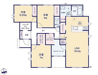 広々とした平屋建て♪
WICやSIC、パントリーなどプラスアルファの収納もしっかり確保♪
豊富な収納でお部屋を広く使えそうです♪ 