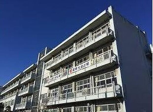 高崎市立片岡中学校(約950m)