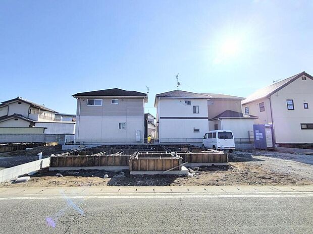 【現地外観写真】高断熱＋省エネのZEH水準住宅～地震に強い家～
飯田グループホールディングス唯一の販売専門会社の社員が
当物件をご案内させていただきます。