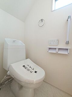 木材のずれを抑える「せん断力負担腰掛座金」