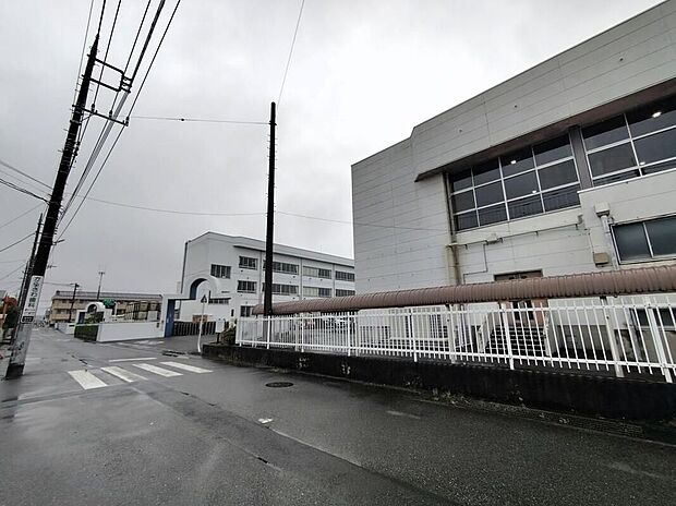 玉村町立南中学校（約550m）