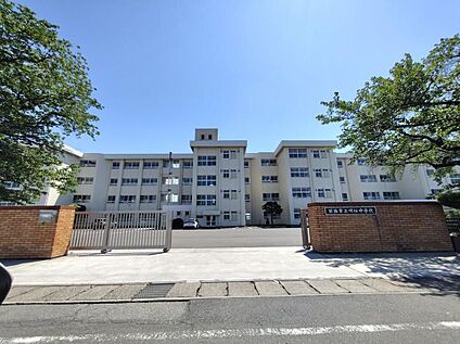 前橋市立明桜中学校 1102ｍ(徒歩14分)