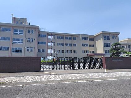 前橋市立細井小学校 350ｍ(徒歩5分)