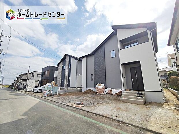 【前面道路含む現地写真】◆1号棟◇気になった物件すぐにご見学対応させていただきます♪平日・お仕事帰りなど、いつでもご案内可能です♪周辺環境と併せて、実際に現地をご確認ください♪