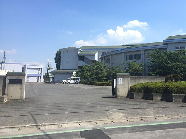 羽生市立西中学校（約257m）