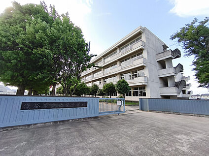 上柴中学校 981m