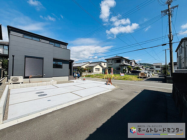南東道路は４ｍ幅の公道です
