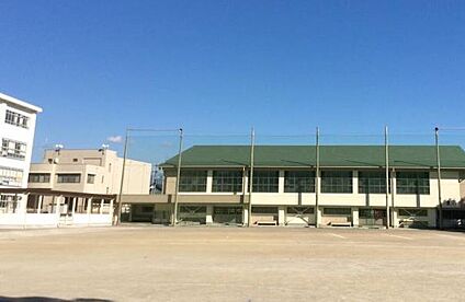 富士川第一小学校 350ｍ(徒歩５分)
