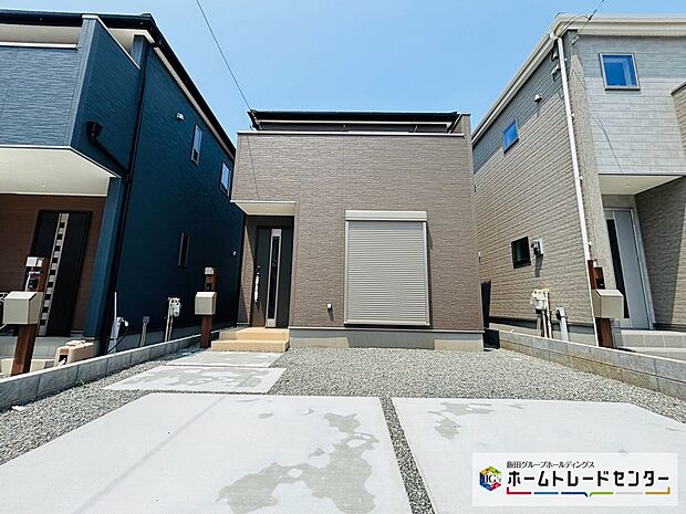 【現地外観写真】全室フローリングの5LDKの間取りです。お部屋数を欲しいご家族にもおススメです♪