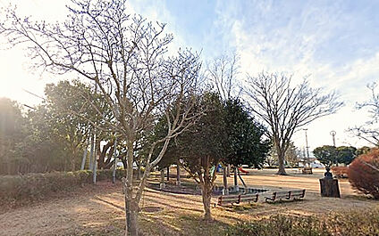 豊町公園 150ｍ(徒歩２分)