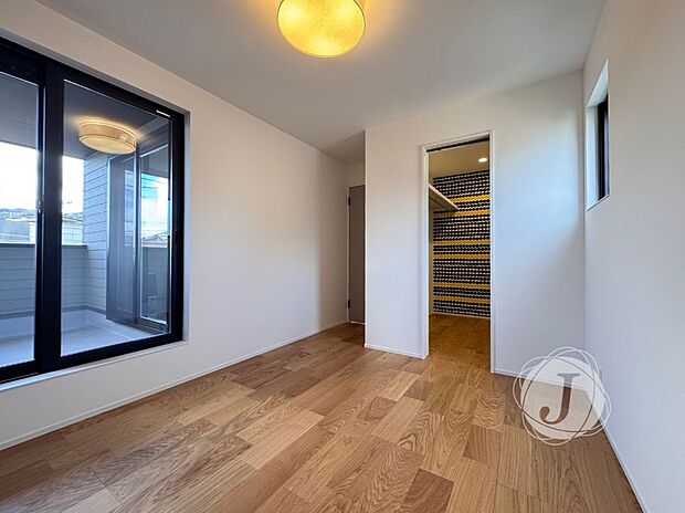 【洋室】ウォークインクローゼットのある洋室