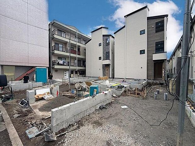 【現況】
一番重要な物は「衣食住」と「家族」だと思います。マイホームへの皆様の思いをお伝え下さい。