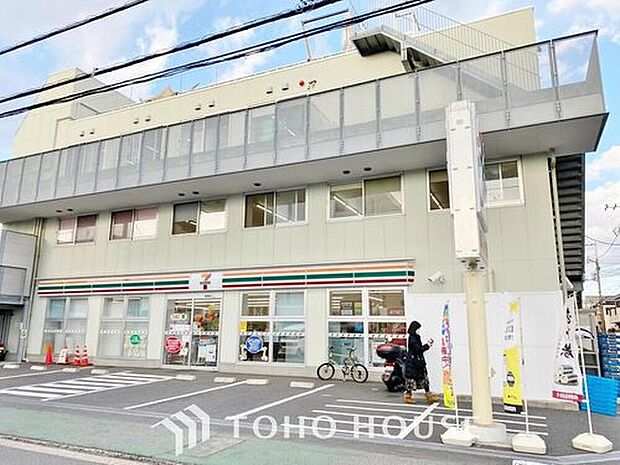 セブンイレブン市川新田2丁目店(約743m)
