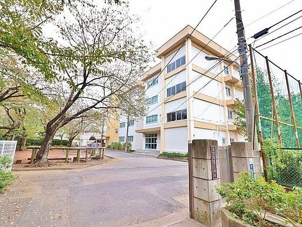 江戸川区立第四葛西小学校（約760m）
