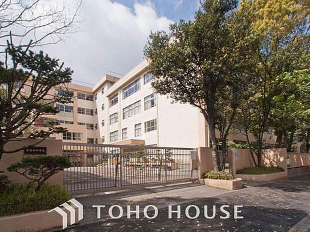 江戸川区立東葛西中学校（約1,000m）