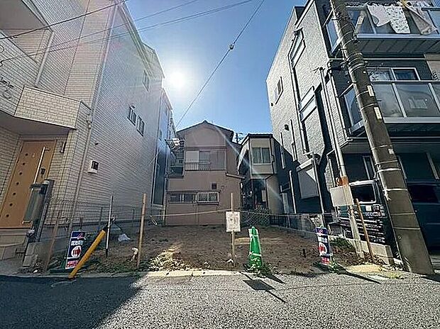 【現地外観写真】この街で・この家で暮らしたいと思わせる理由を是非現地でお確かめ下さい。
現地をご覧いただきながら、住まいの夢をお聞かせください。