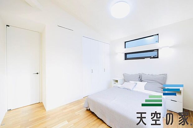 【施工例【内観】】飾りすぎずシンプルで洗練された内装。