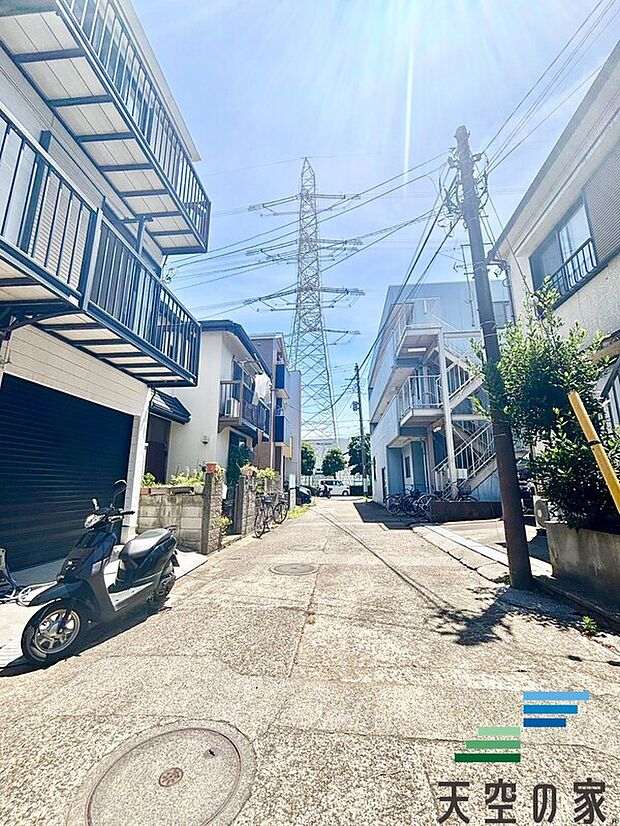 【前面道路】前面道路です。