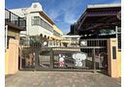 安岡幼稚園（約1,400m・徒歩18分）