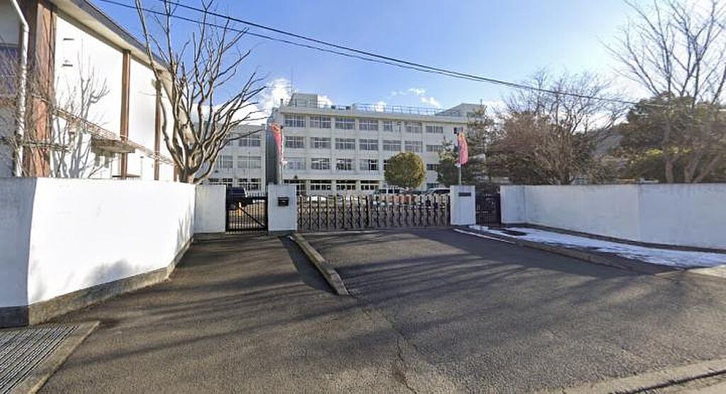 【学校】仙台市立折立中学校　約850m