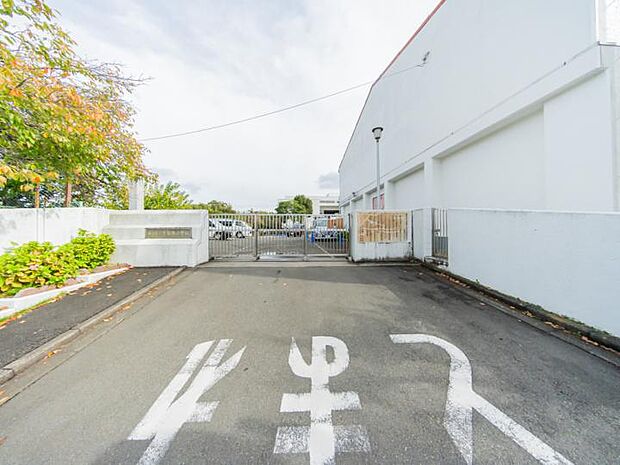 横浜市立今宿南小学校(約1,080m)