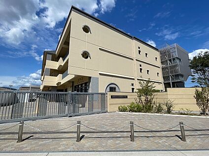 長岡第四小学校 約360ｍ(徒歩5分)