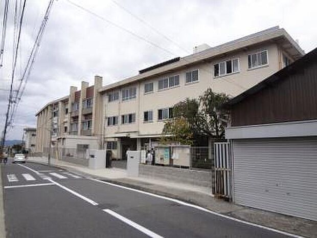 勝山中学校