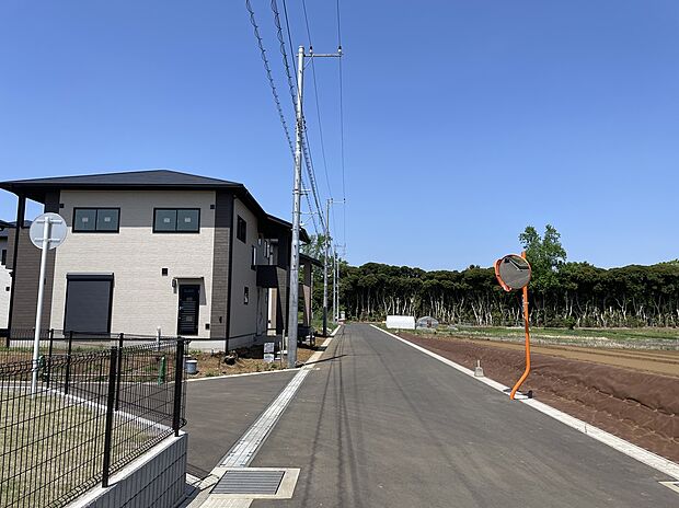 【分譲地街並み】道路幅員6ｍ