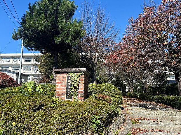 下諏訪町立下諏訪北小学校