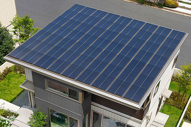 【太陽光発電システム（5.76kW）】(1)屋根一面に設置したソーラーがたっぷり発電。
(2)もしもの災害時でも電気を使える安心。
(3)ソーラー発電で月々の光熱費が抑えられます。
(4)テレワークで自宅の電力消費が増えても安心。
※メーカーのモデルチェンジにより、形状が変更となる場合があります。
(2)※事前に計画したコンセントでのみ電力使用が可能です。同時に使用できる電力には限りがあります。