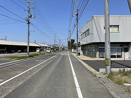 分譲地入口東向きです