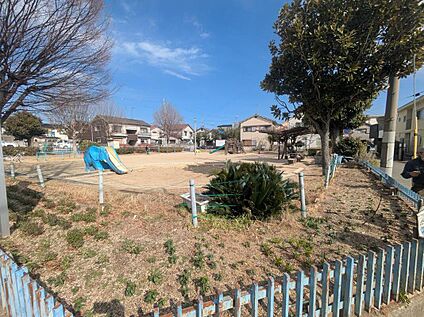 横僧公園 約110m(徒歩2分)