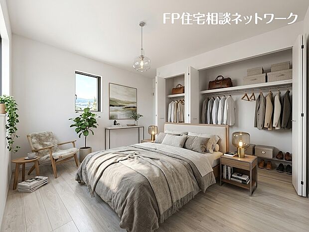 全居室には大型の収納クローゼットを完備！普段使いのお洋服や小物はもちろん、季節物のお洋服などもしっかりと整理整頓おしまい頂けます。居室空間をより広く隅々までお使いいただけますね。