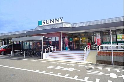 サニーちくし台店 627m