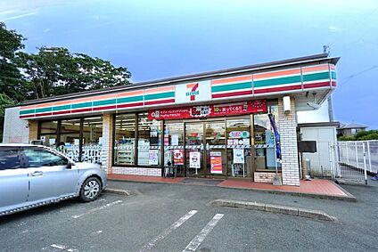 セブンイレブン小郡七夕通り店 865ｍ(徒歩11分)