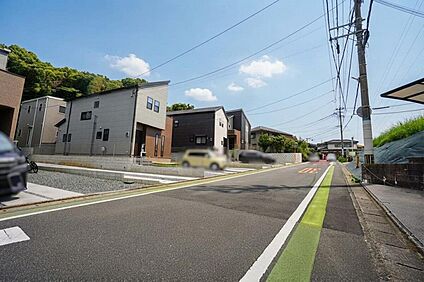 前面道路含む現地写真