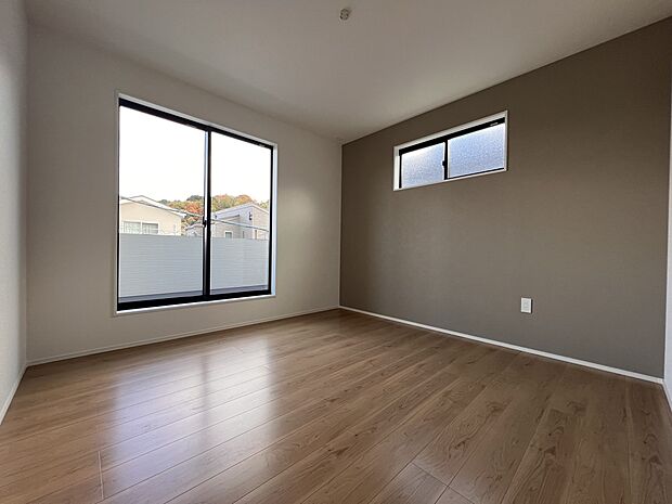 洋室7.1帖 アクセントクロスがお洒落なお部屋 WIC、バルコニー付き(3号棟)