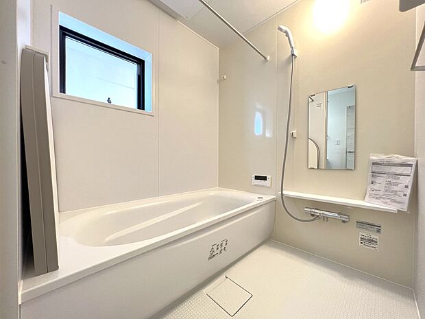 オートバスシステム・浴室暖房換気乾燥機を搭載した1坪タイプの浴室(同仕様)