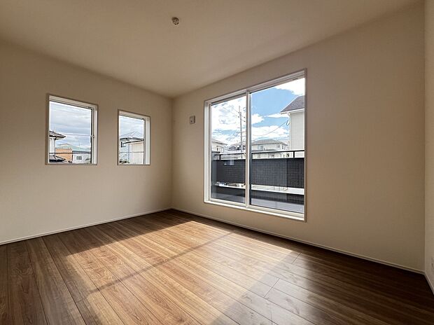 リビング以外に洋室を3部屋ご用意いたします(1号棟同仕様)