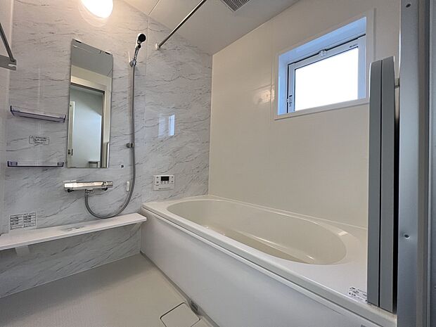 オートバスシステム・浴室暖房換気乾燥機を搭載した1坪タイプの浴室(1号棟同仕様)